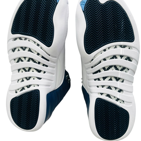 Jordan 12 Retro White Shoe Box main image 6